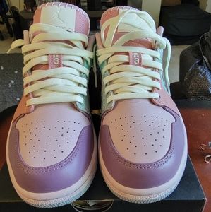 Air Jordan 1 Low SE